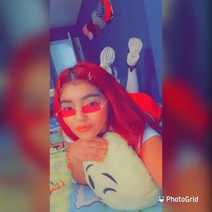 Meet your Posher, Iris